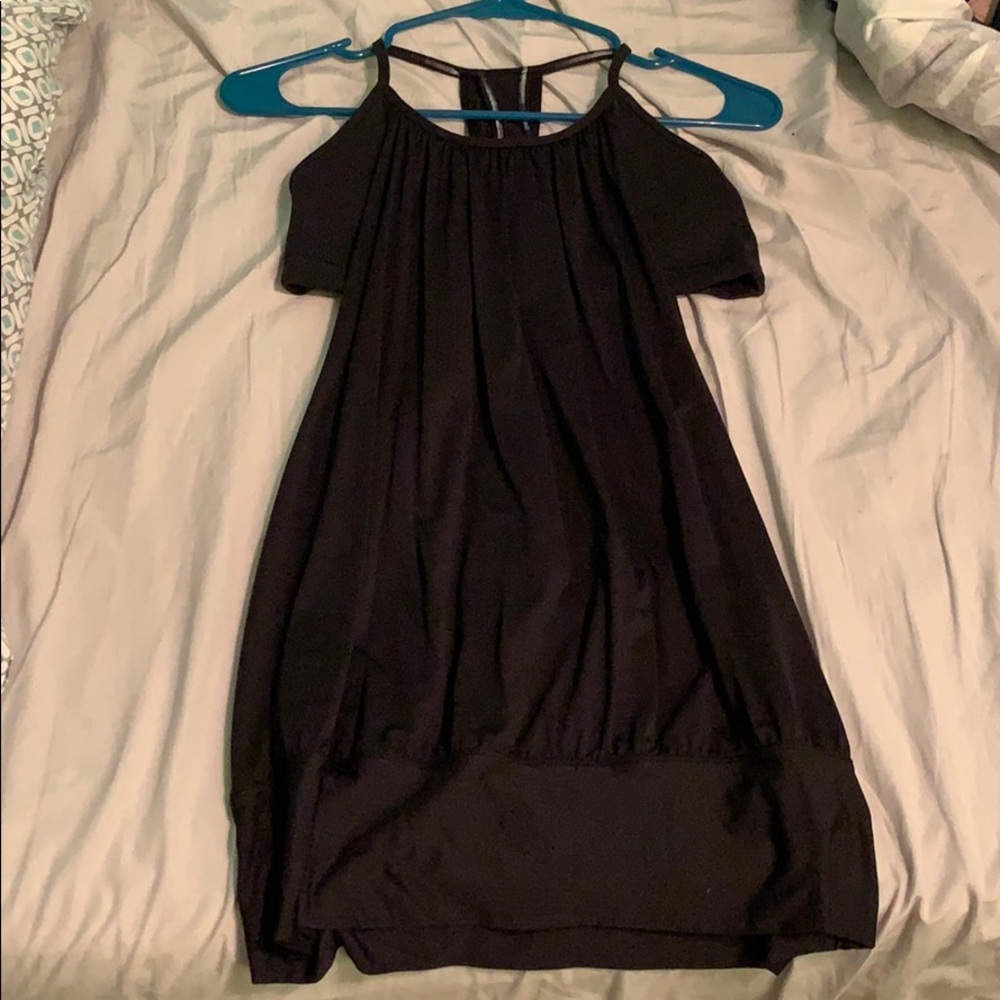 Black lululemon tank top